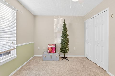 Tiny photo for 3002 Glenloch Circle, Dublin, OH 43017 (MLS # 225042082)