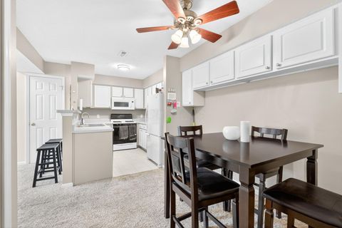 Tiny photo for 3002 Glenloch Circle, Dublin, OH 43017 (MLS # 225042082)