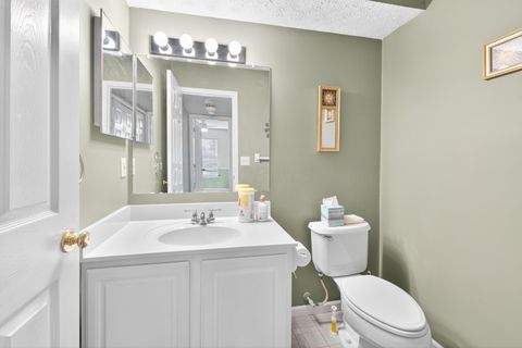 Tiny photo for 3002 Glenloch Circle, Dublin, OH 43017 (MLS # 225042082)