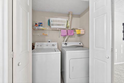 Tiny photo for 3002 Glenloch Circle, Dublin, OH 43017 (MLS # 225042082)