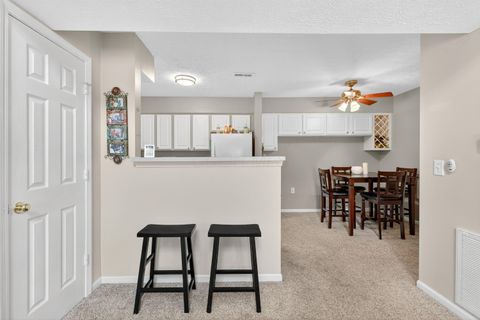 Tiny photo for 3002 Glenloch Circle, Dublin, OH 43017 (MLS # 225042082)