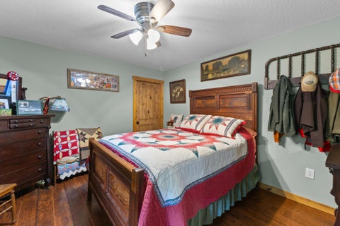 Tiny photo for 25437 Moccasin Road, Laurelville, OH 43135 (MLS # 226024660)