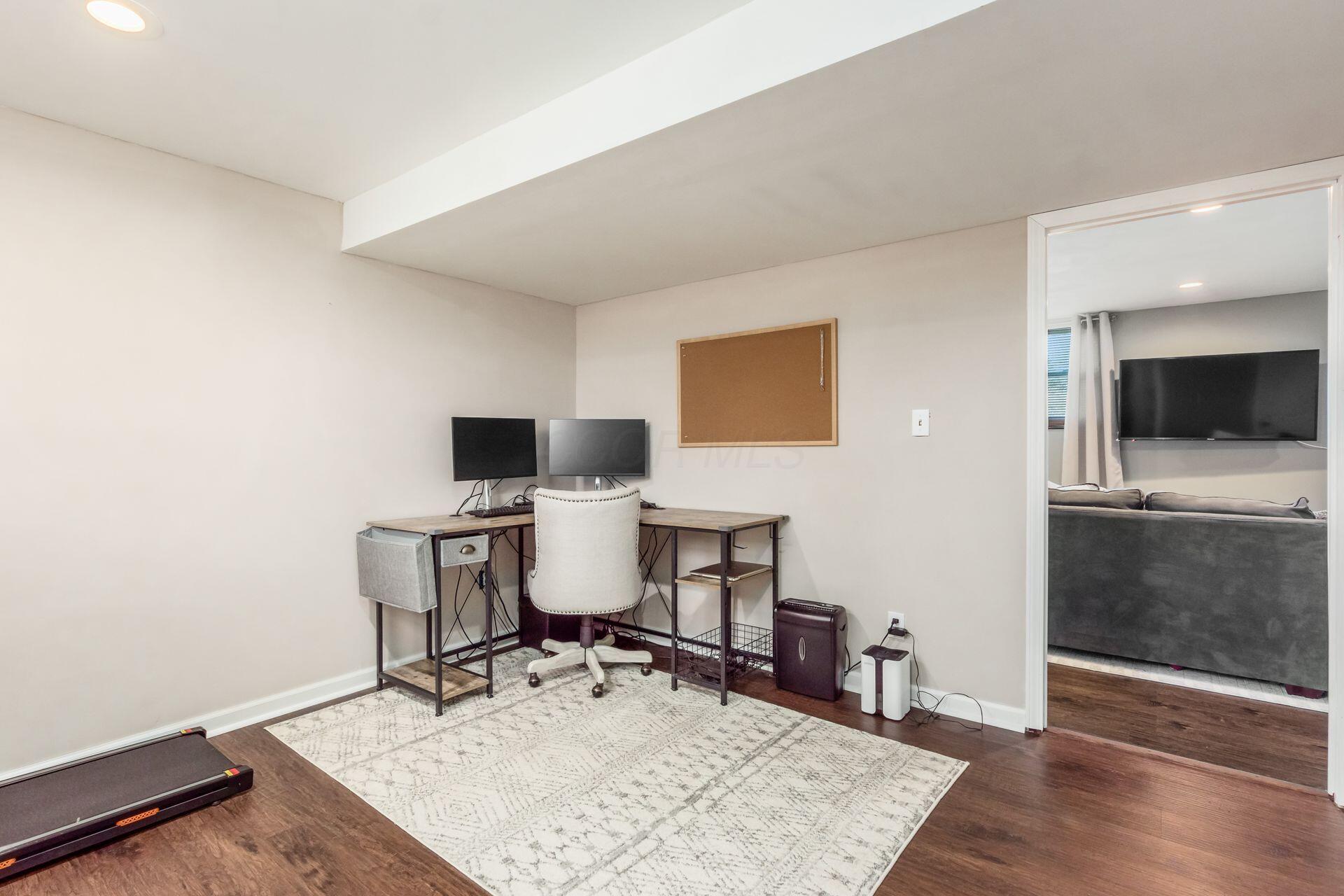 100 Converse Drive, Plain City, Ohio image 30