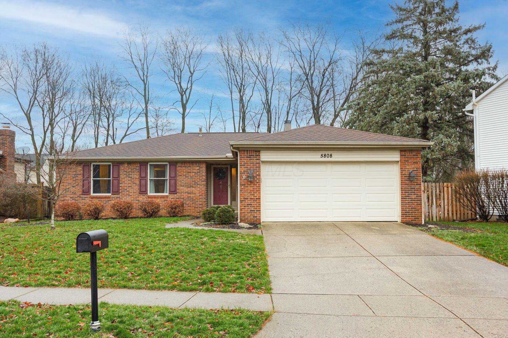 5808 Ballymead Boulevard, Dublin, Ohio image 1