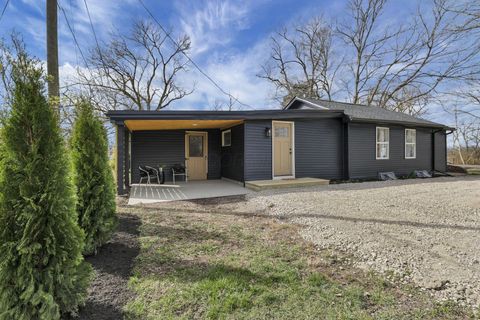 Photo of 13090 Shell Beach Road NE, Thornville, OH 43076 (MLS # 226008719)