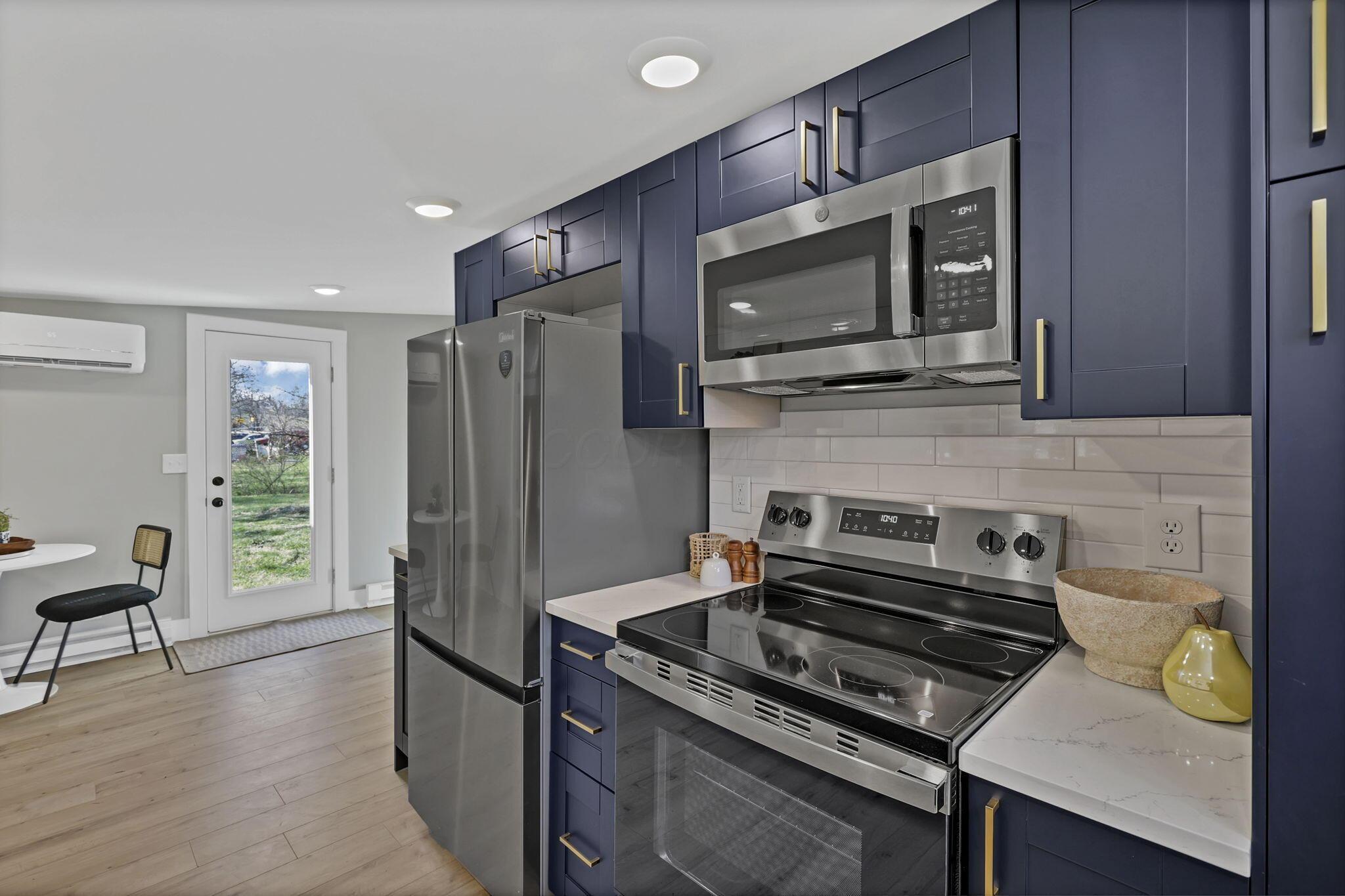 13090 Shell Beach Road NE