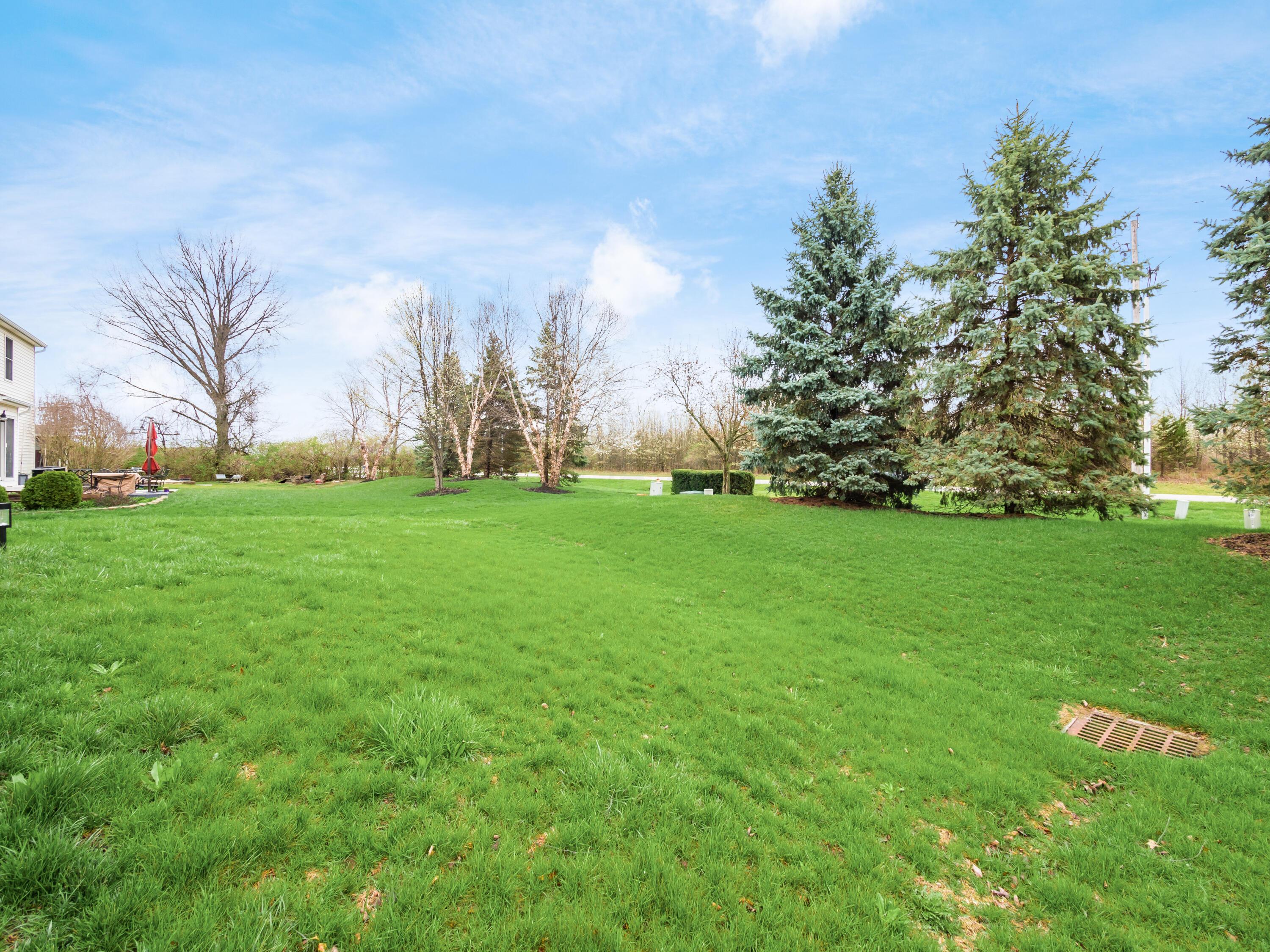 3853 Snowshoe Avenue, Grove City, Ohio image 7