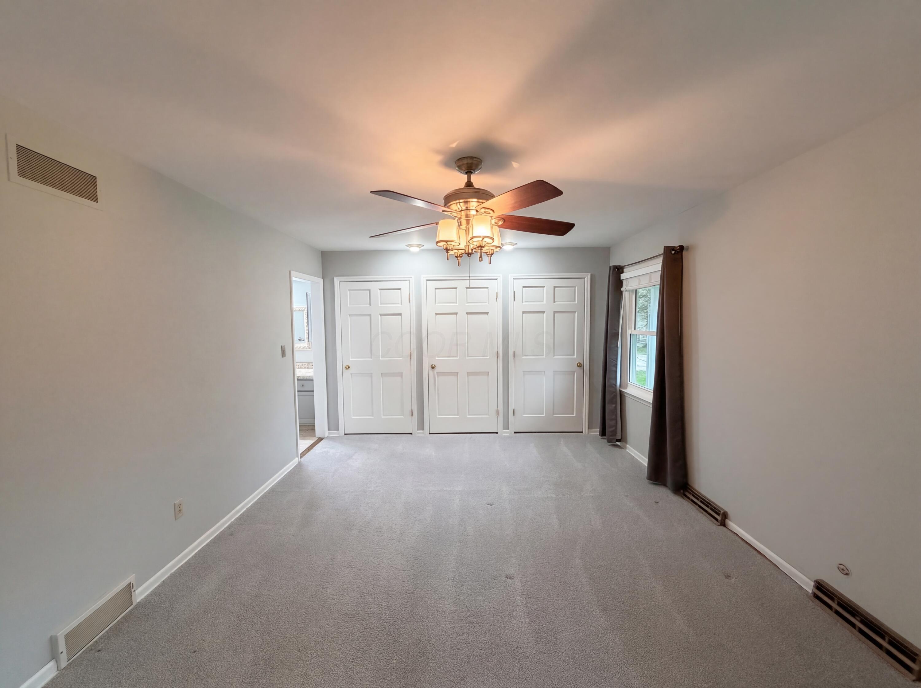 1289 Clubview Boulevard S