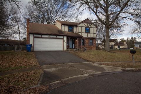 Photo of 445 Hawthorne Place, Reynoldsburg, OH 43068 (MLS # 226001834)