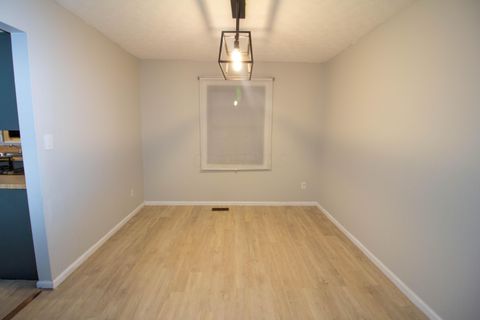 Tiny photo for 445 Hawthorne Place, Reynoldsburg, OH 43068 (MLS # 226001834)