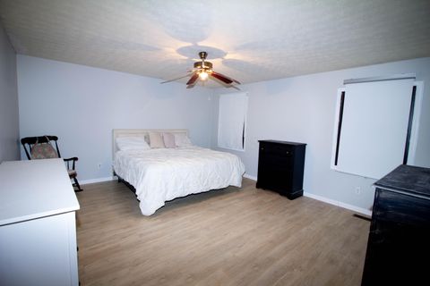 Tiny photo for 445 Hawthorne Place, Reynoldsburg, OH 43068 (MLS # 226001834)