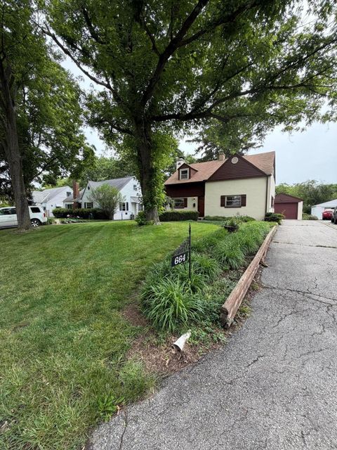 Photo of 664 Brookside Drive, Columbus, OH 43209 (MLS # 226018762)