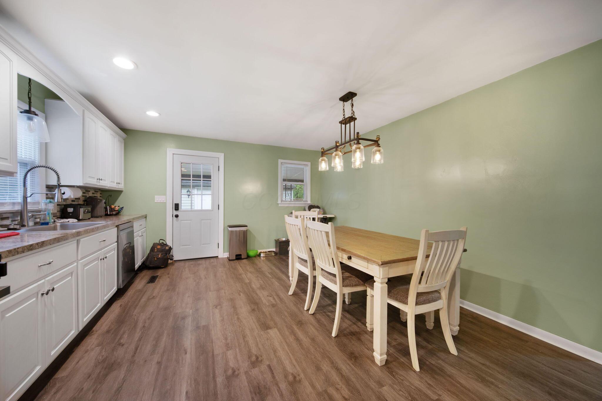590 N 21st Street, Newark, Ohio image 17