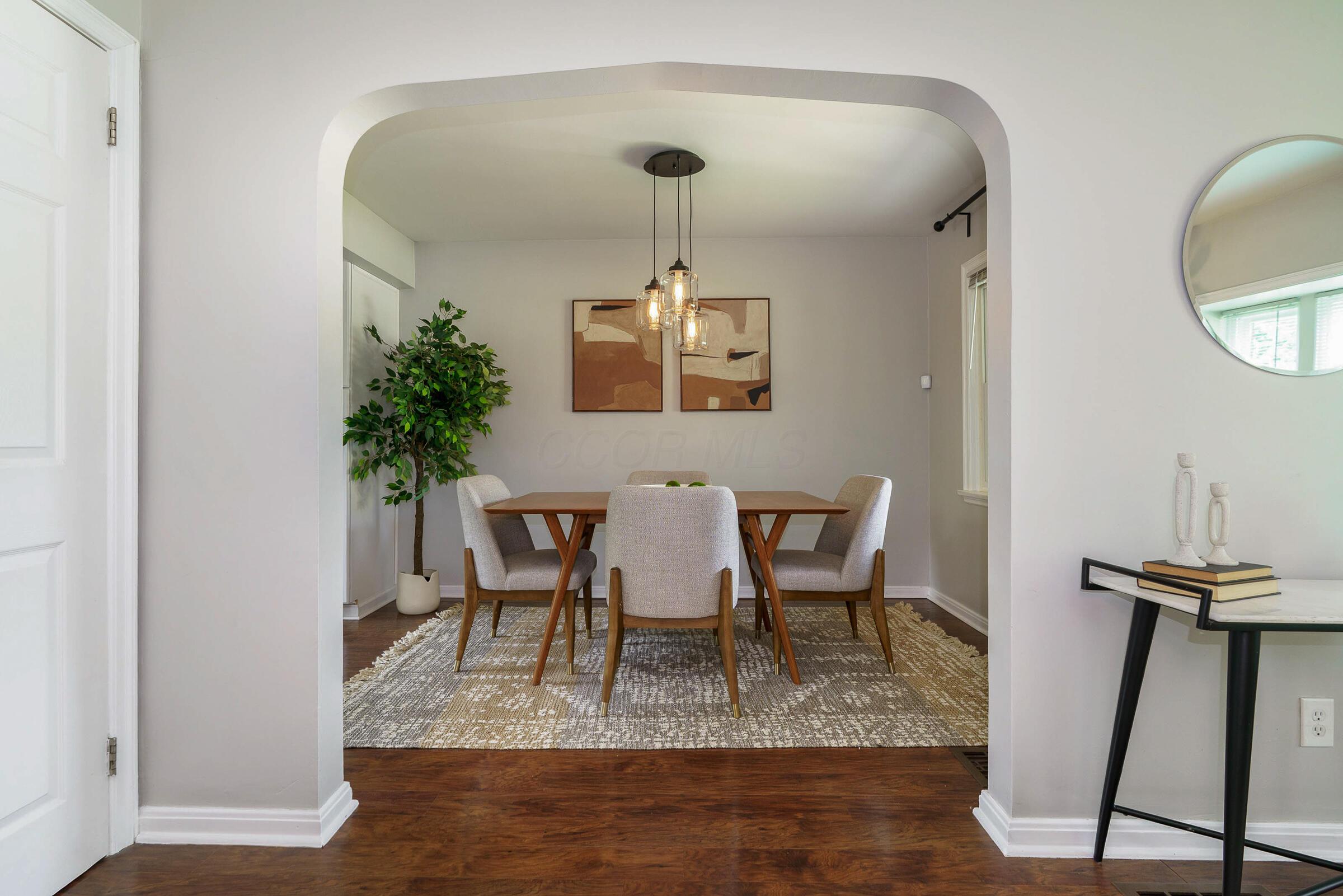 308 N Stanwood Road, Columbus, Ohio image 7