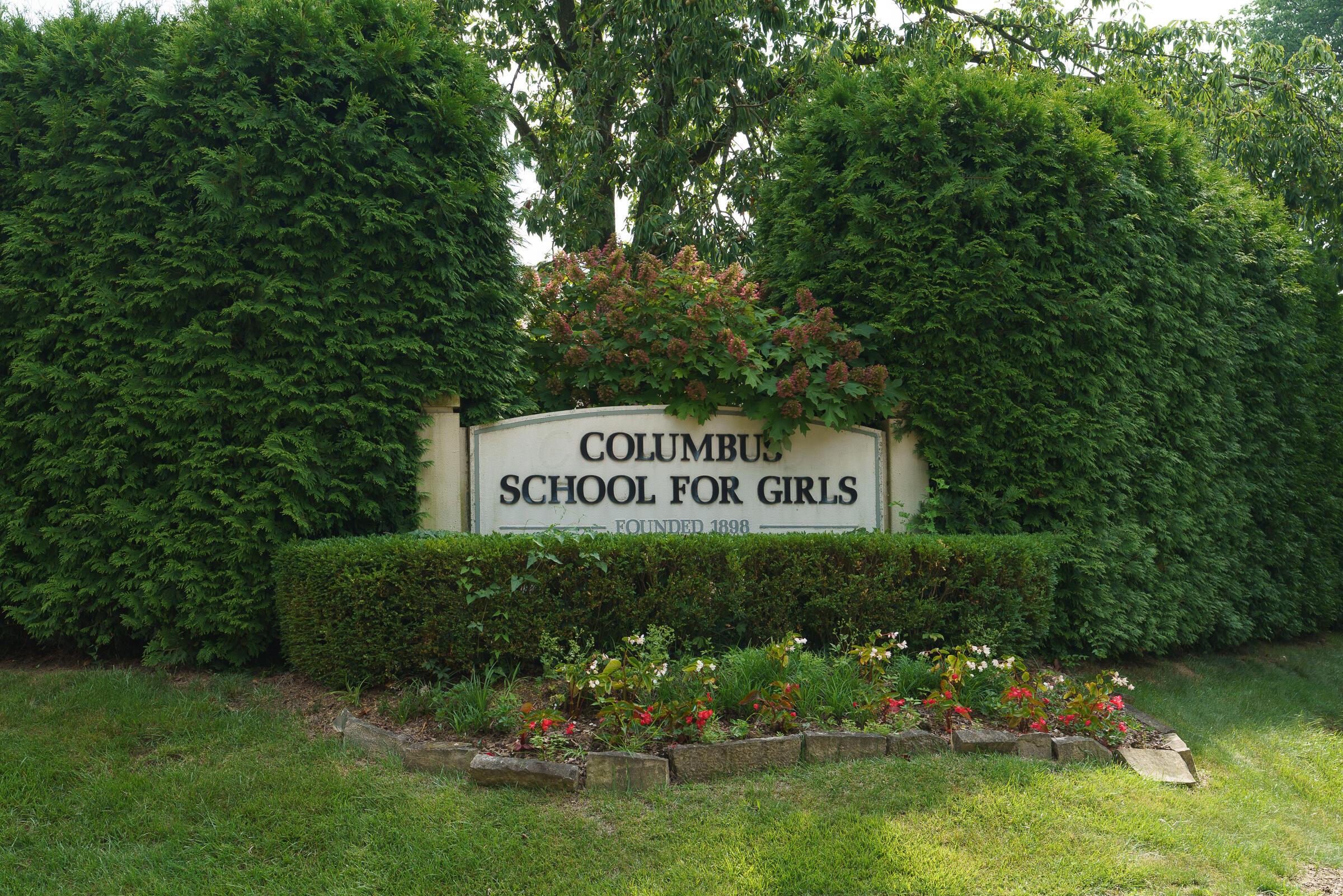 308 N Stanwood Road, Columbus, Ohio image 42