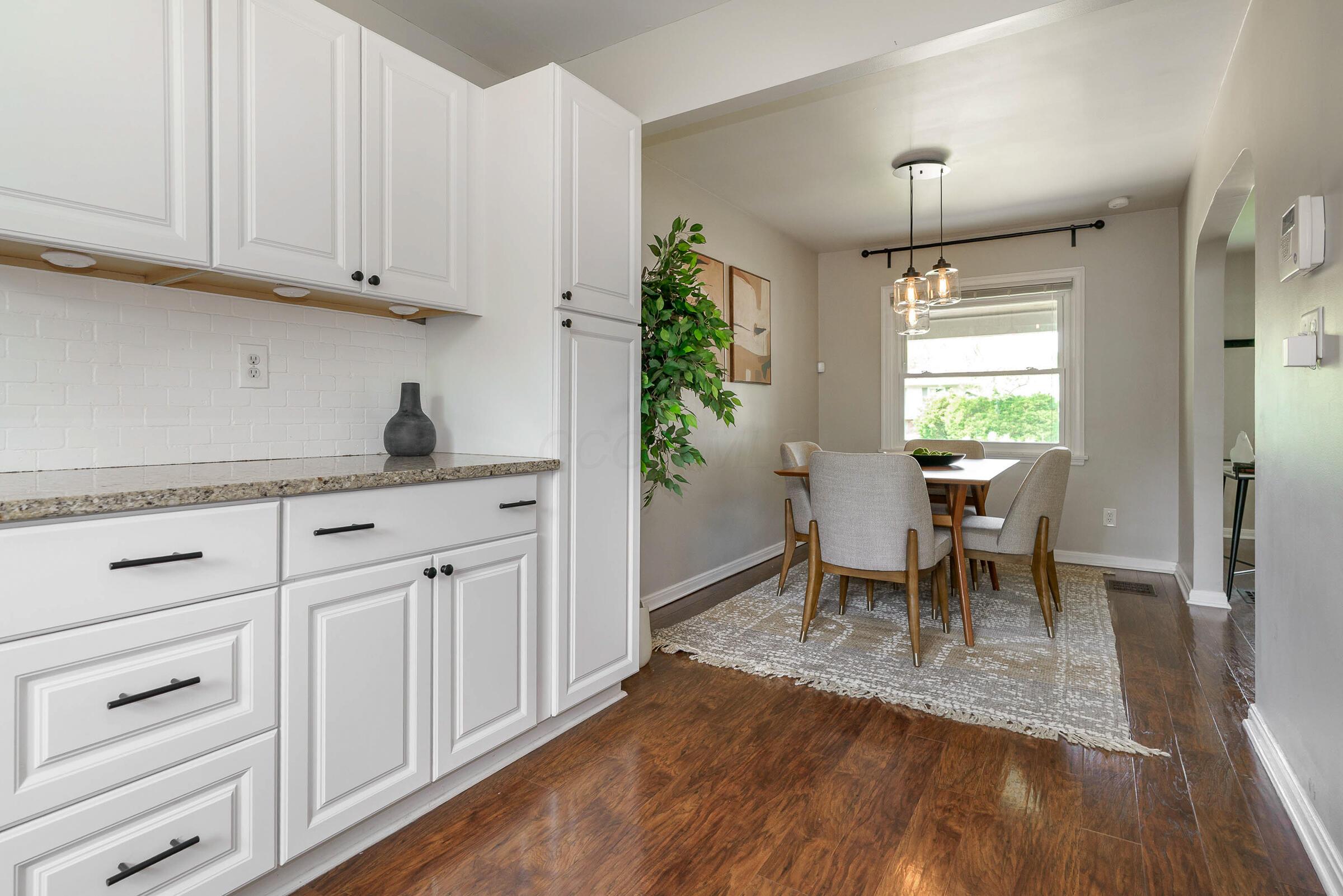 308 N Stanwood Road, Columbus, Ohio image 11
