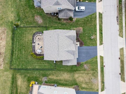 Tiny photo for 6207 Weeping Rock Drive, Lewis Center, OH 43035 (MLS # 226008154)