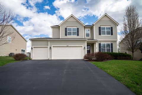 Photo of 6207 Weeping Rock Drive, Lewis Center, OH 43035 (MLS # 226008154)