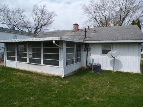 Tiny photo for 1067 Gilcrest Avenue, Columbus, OH 43207 (MLS # 226025769)