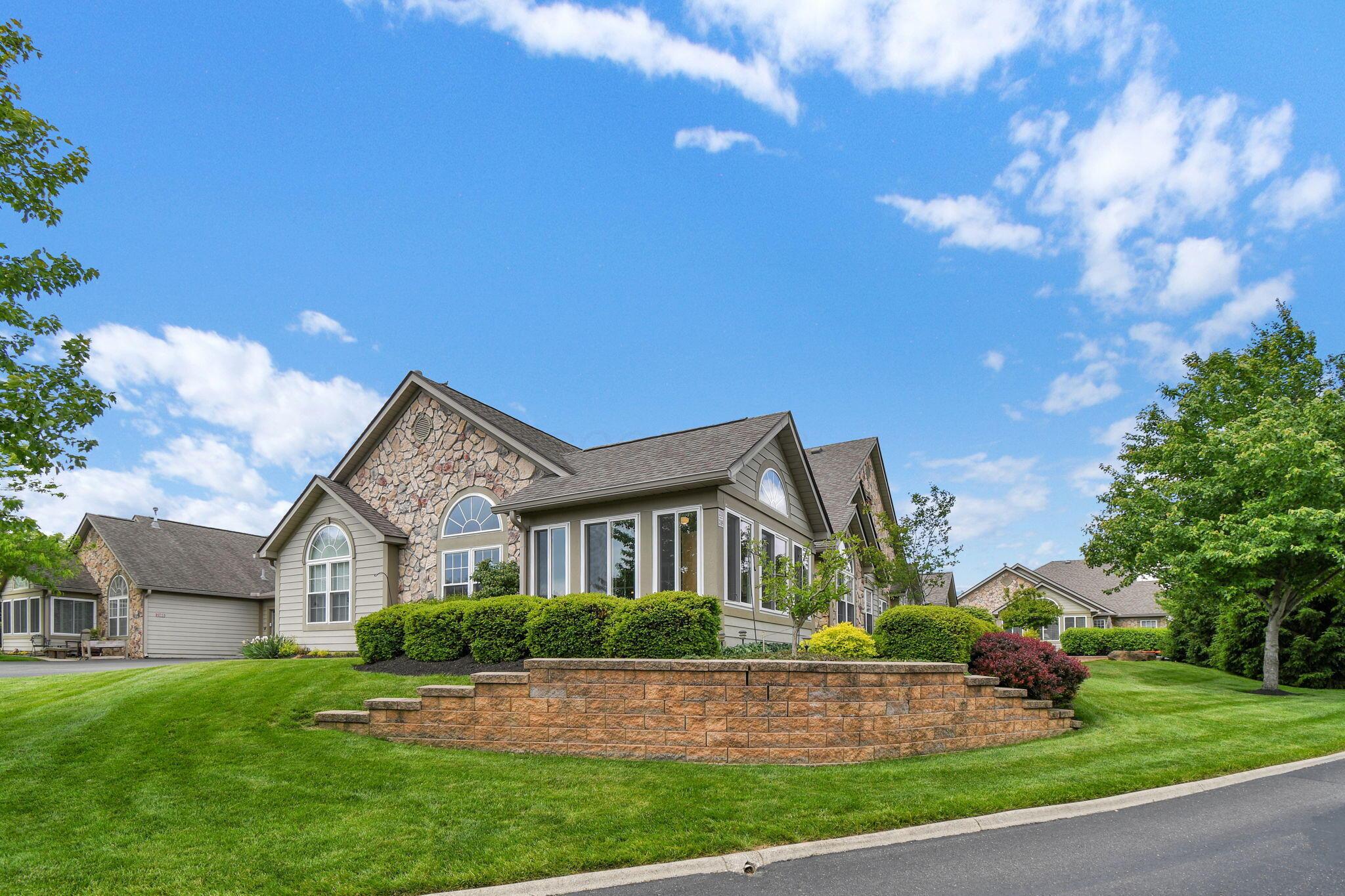 2111 Taylor Lane