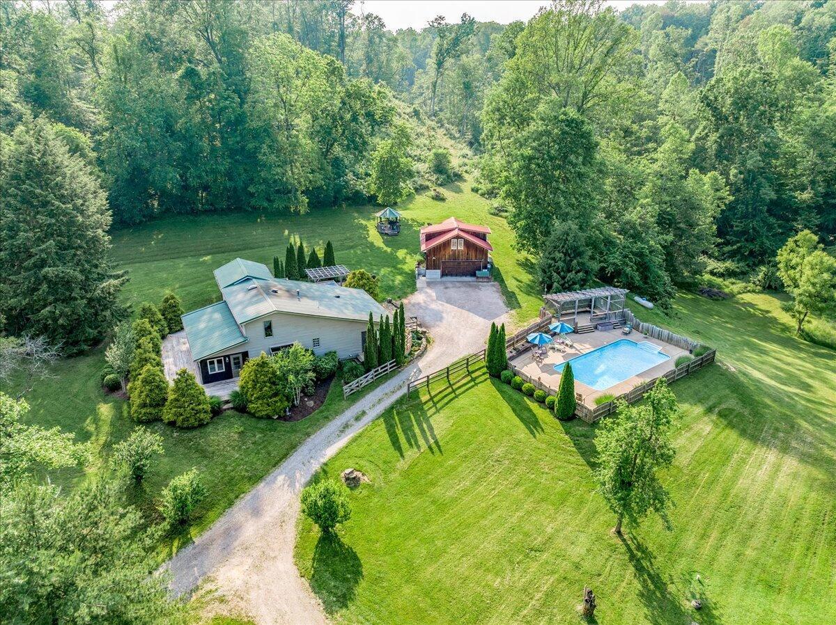 37000 Kingsbury Road, Pomeroy, Ohio image 8