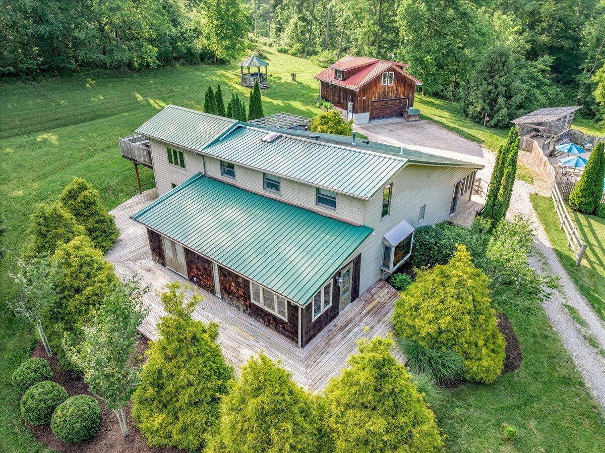 37000 Kingsbury Road, Pomeroy, Ohio image 1