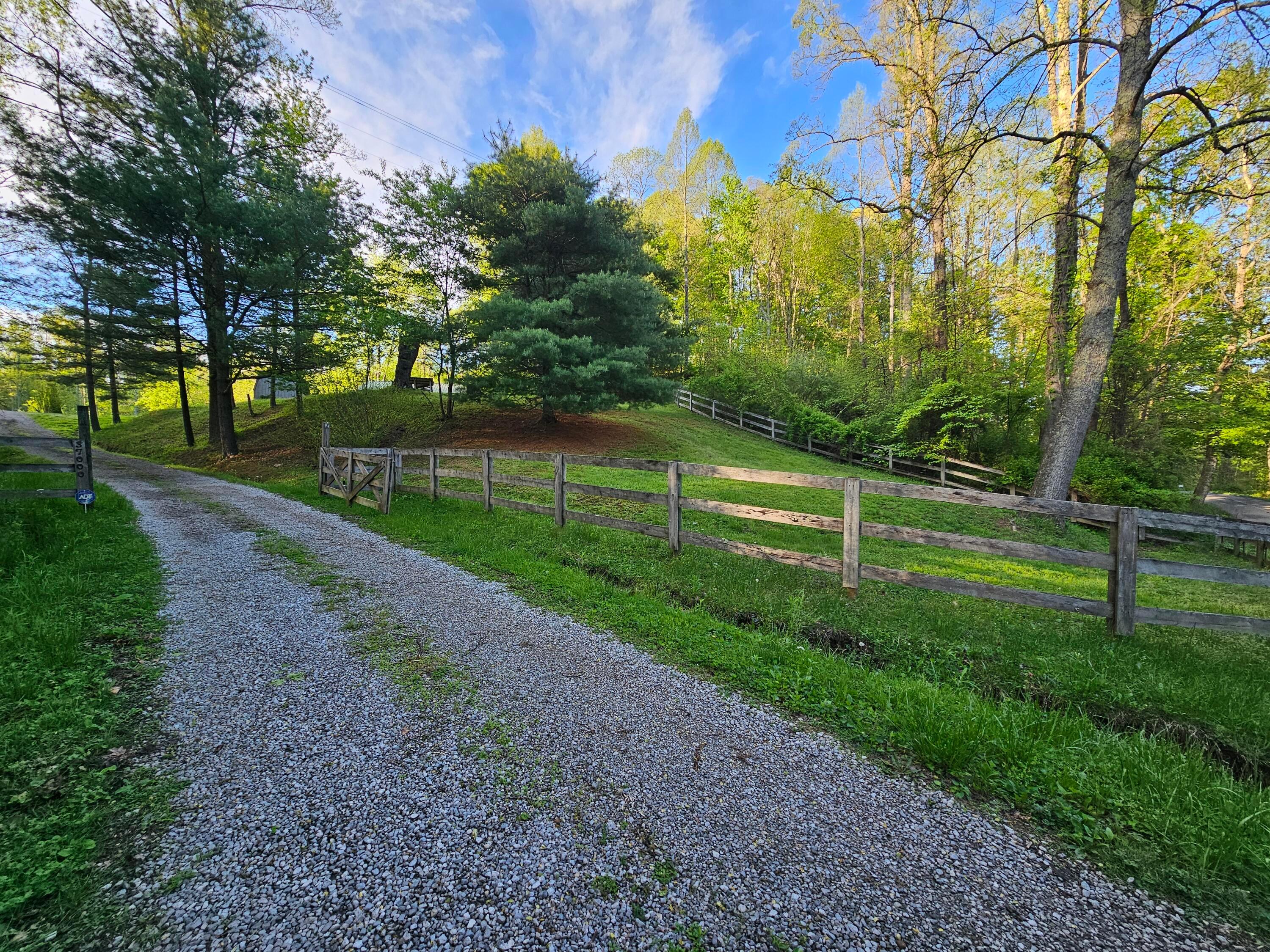 37000 Kingsbury Road, Pomeroy, Ohio image 5