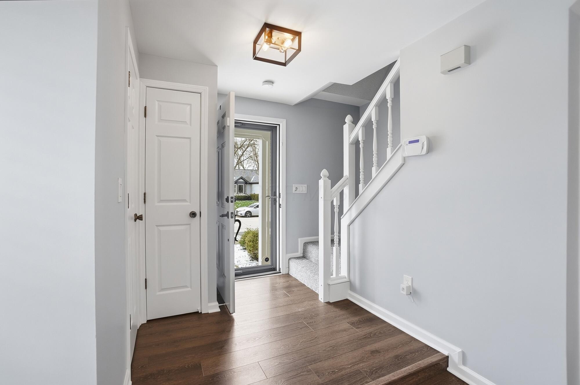 3917 Man O War Court