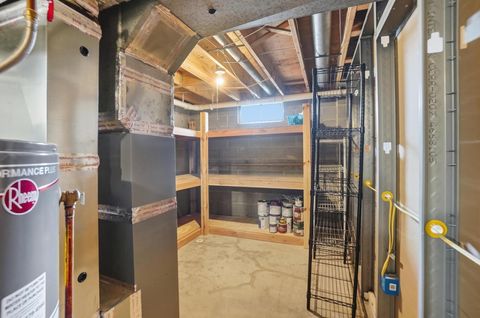 Tiny photo for 3917 Man O War Court, Columbus, OH 43221 (MLS # 226007969)