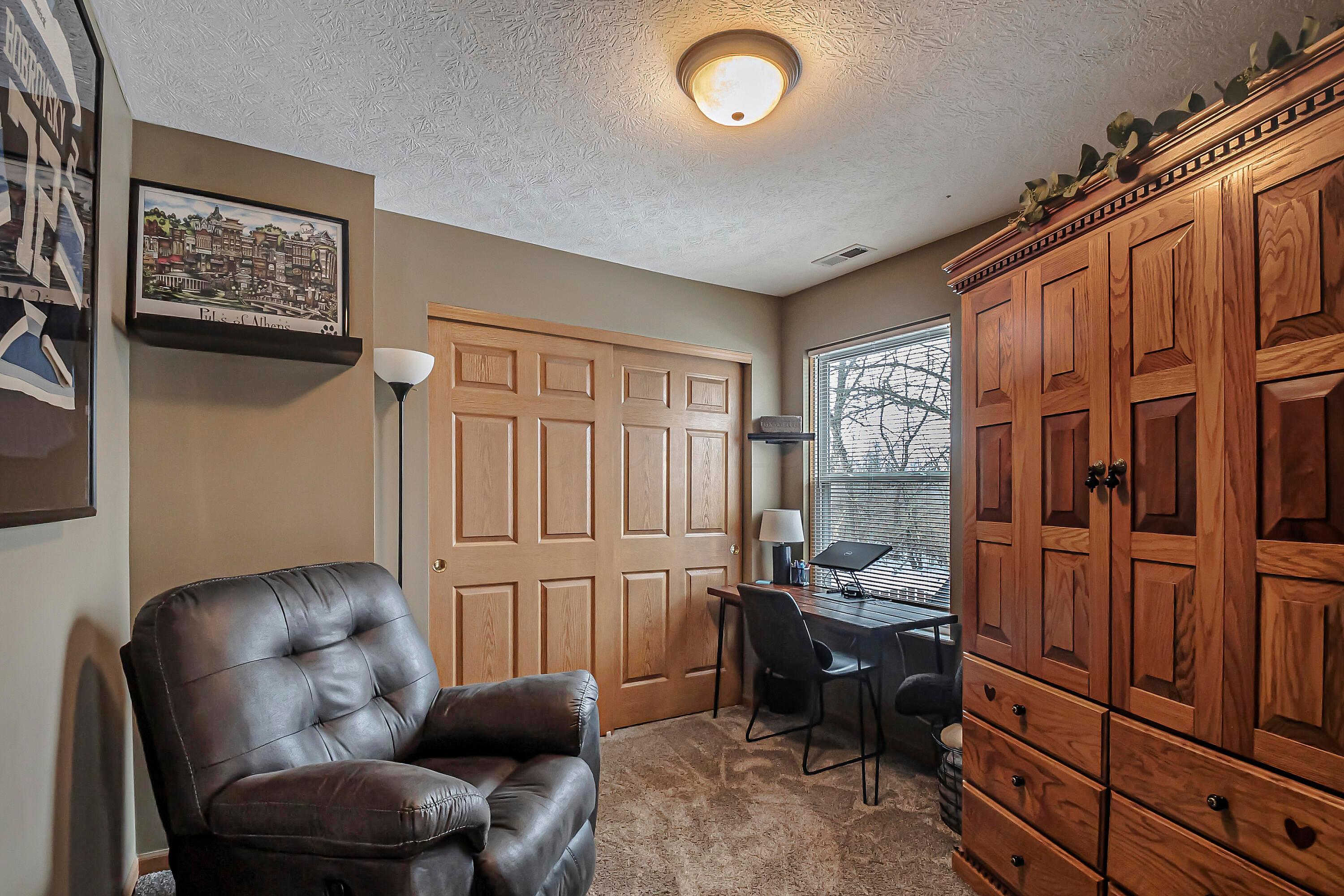 6877 Riding Trail Drive, Canal Winchester, Ohio image 11