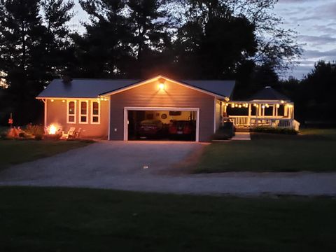 Photo of 7589 Lancaster Road, Hebron, OH 43025 (MLS # 225044187)