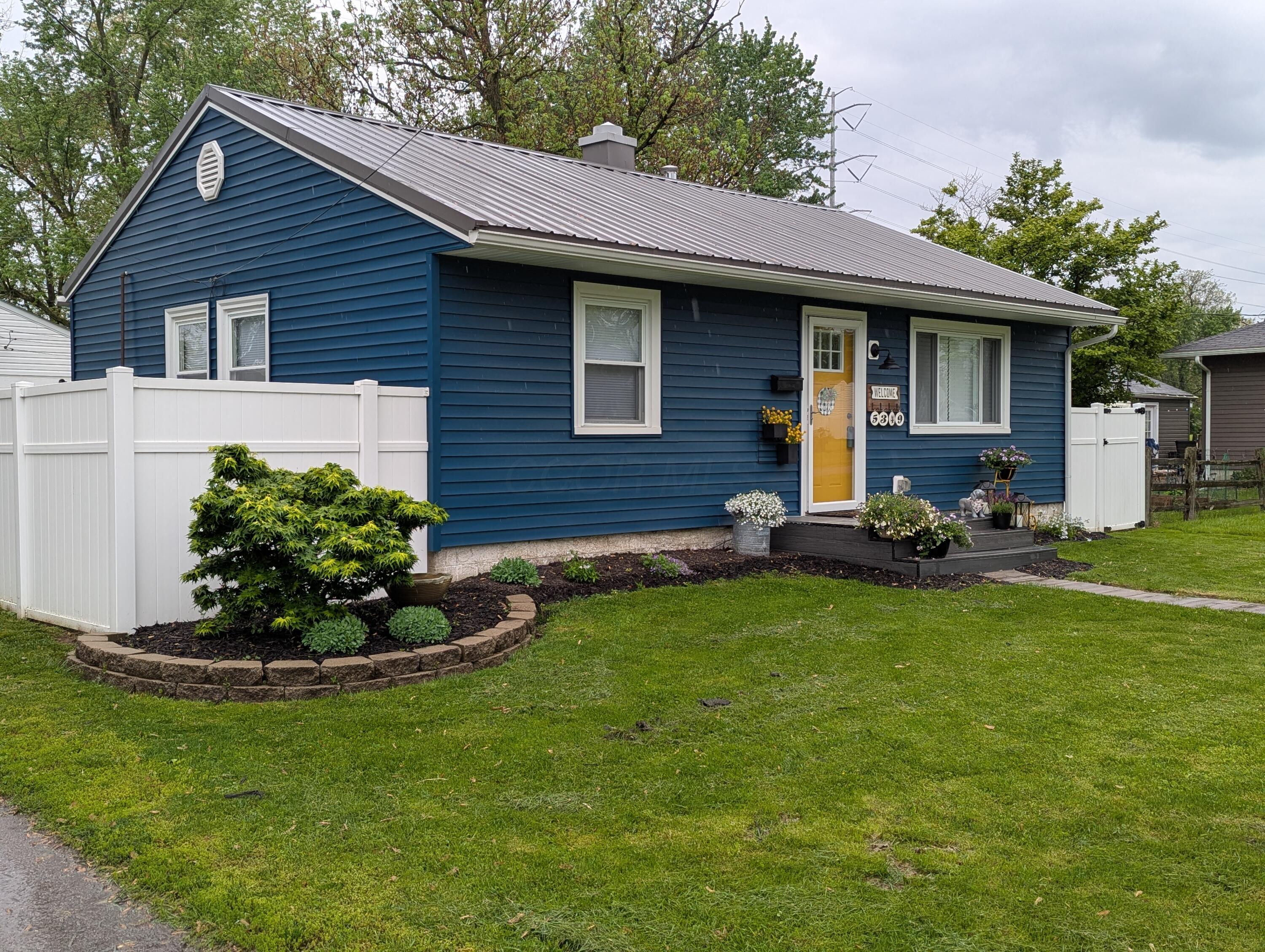 5349 Norwich Street, Hilliard, Ohio image 3