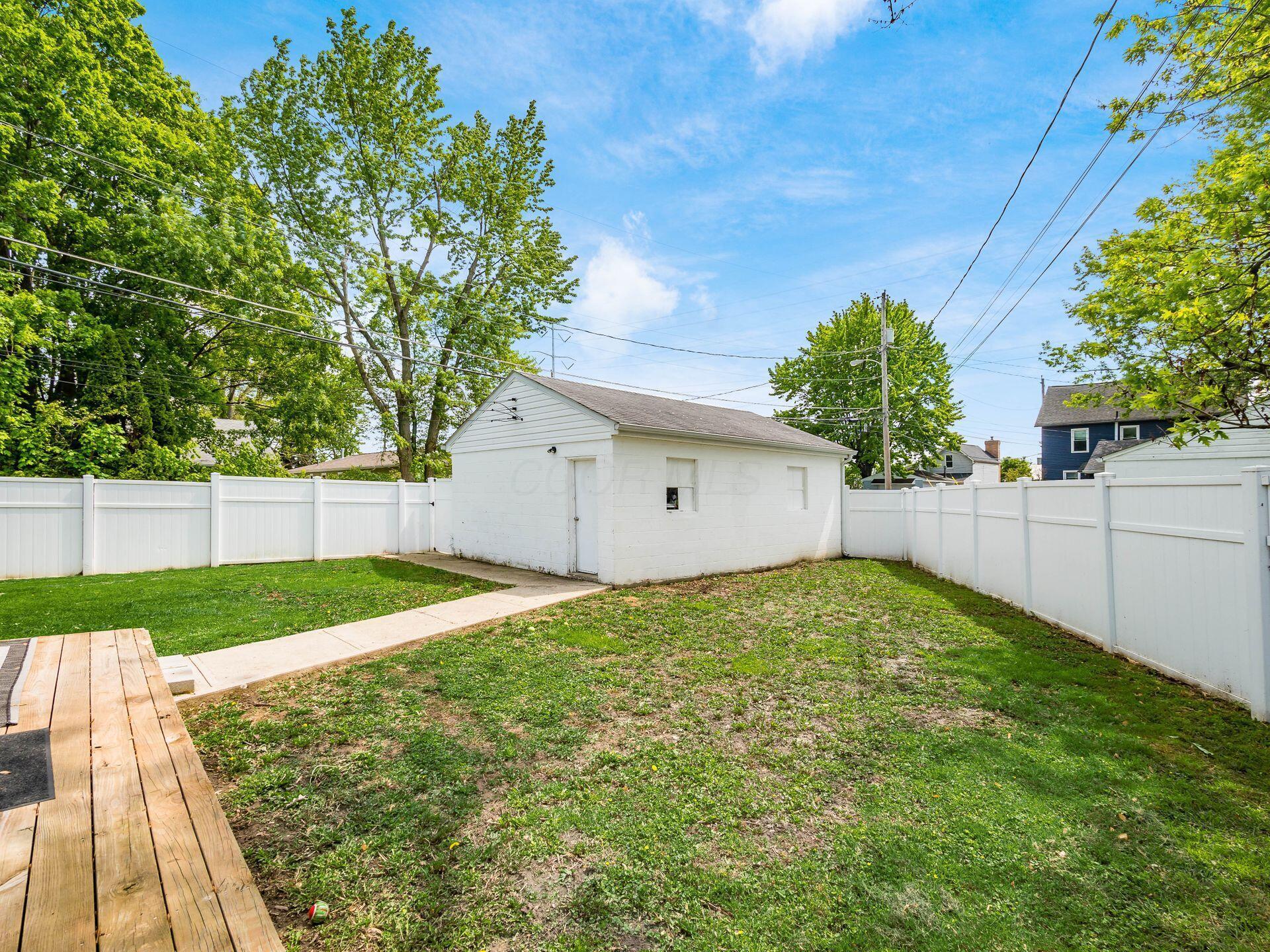 5349 Norwich Street, Hilliard, Ohio image 28