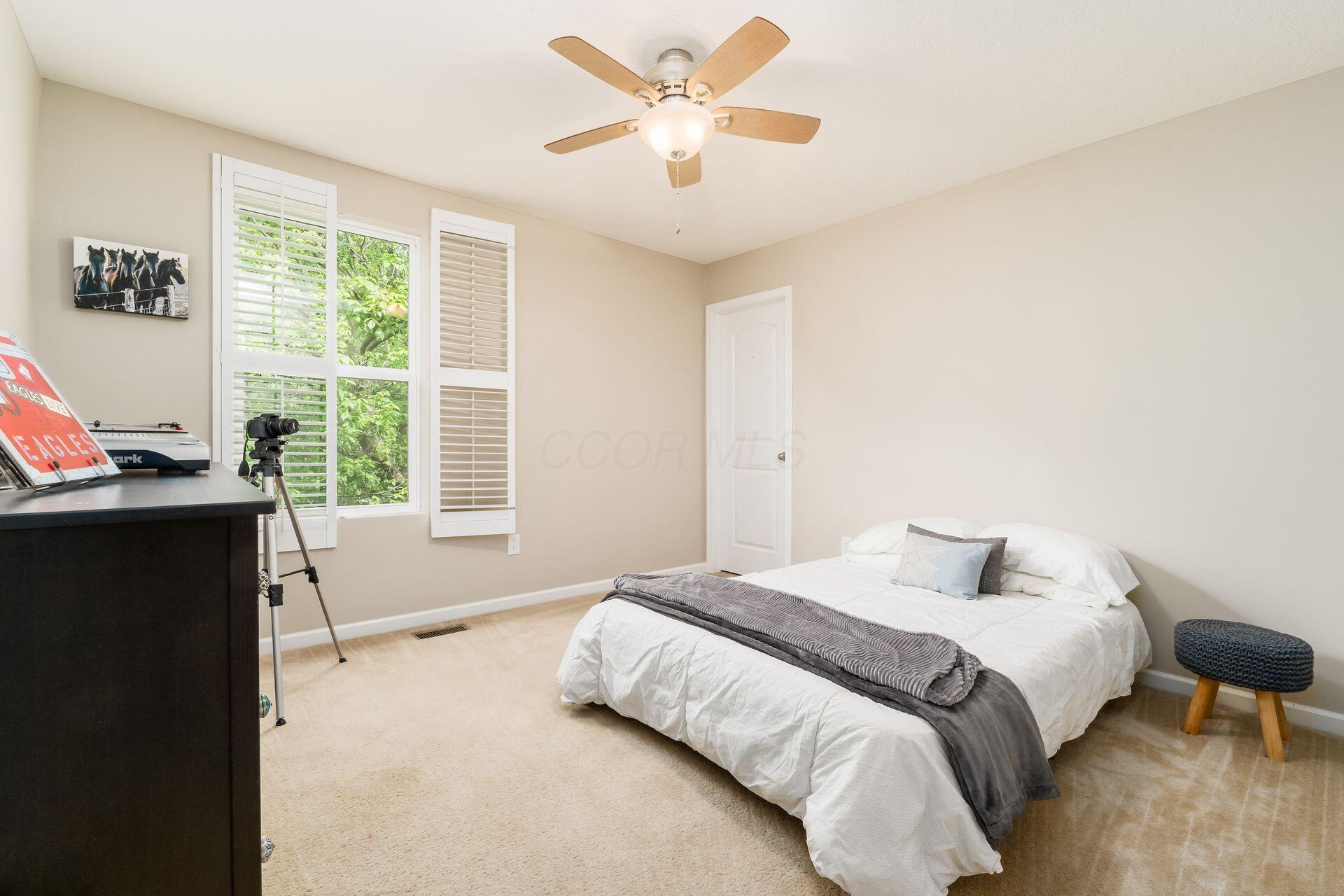 11755 Daventry Drive, Pickerington, Ohio image 27