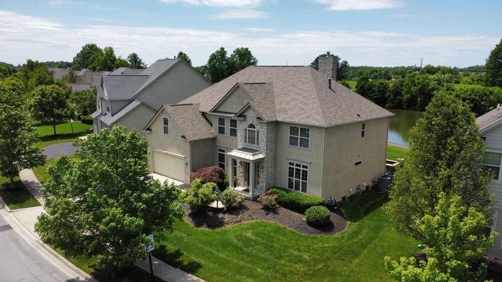 Photo of 7704 Gateway Lane, Powell, OH 43065 (MLS # 226015828)