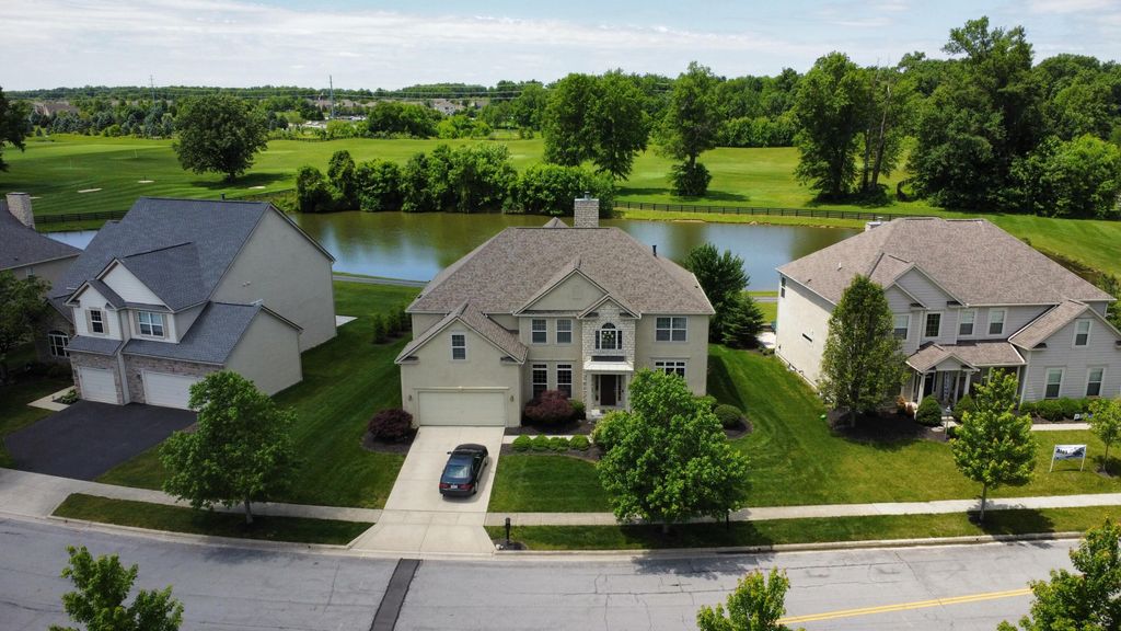 Photo of 7704 Gateway Lane, Powell, OH 43065 (MLS # 226015828)