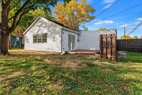 Tiny photo for 3015 Wendy Lane, Grove City, OH 43123 (MLS # 226040986)