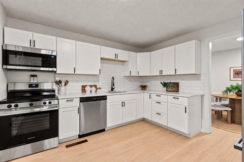 Tiny photo for 3015 Wendy Lane, Grove City, OH 43123 (MLS # 226040986)