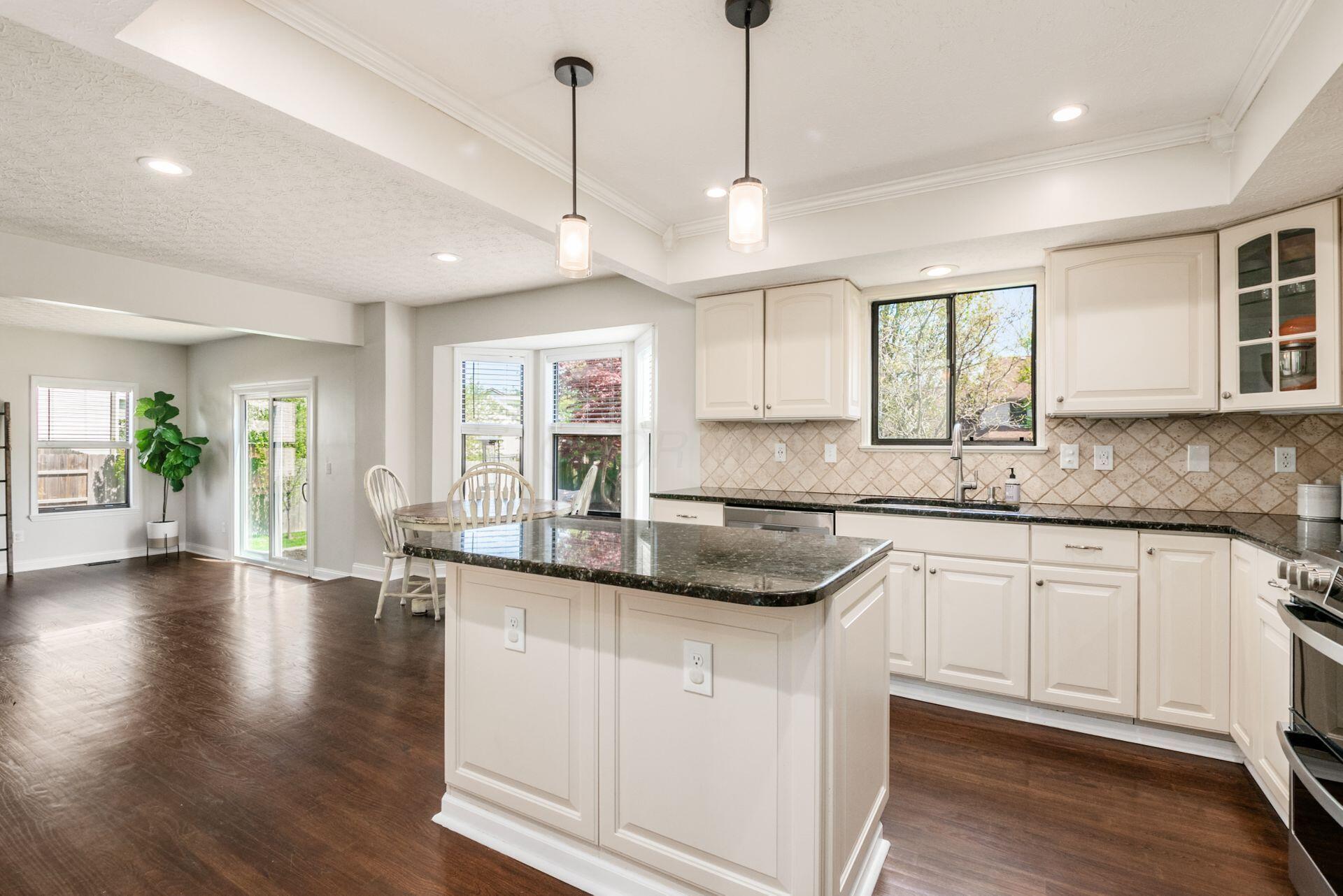 4834 Britton Farms Drive, Hilliard, Ohio image 18