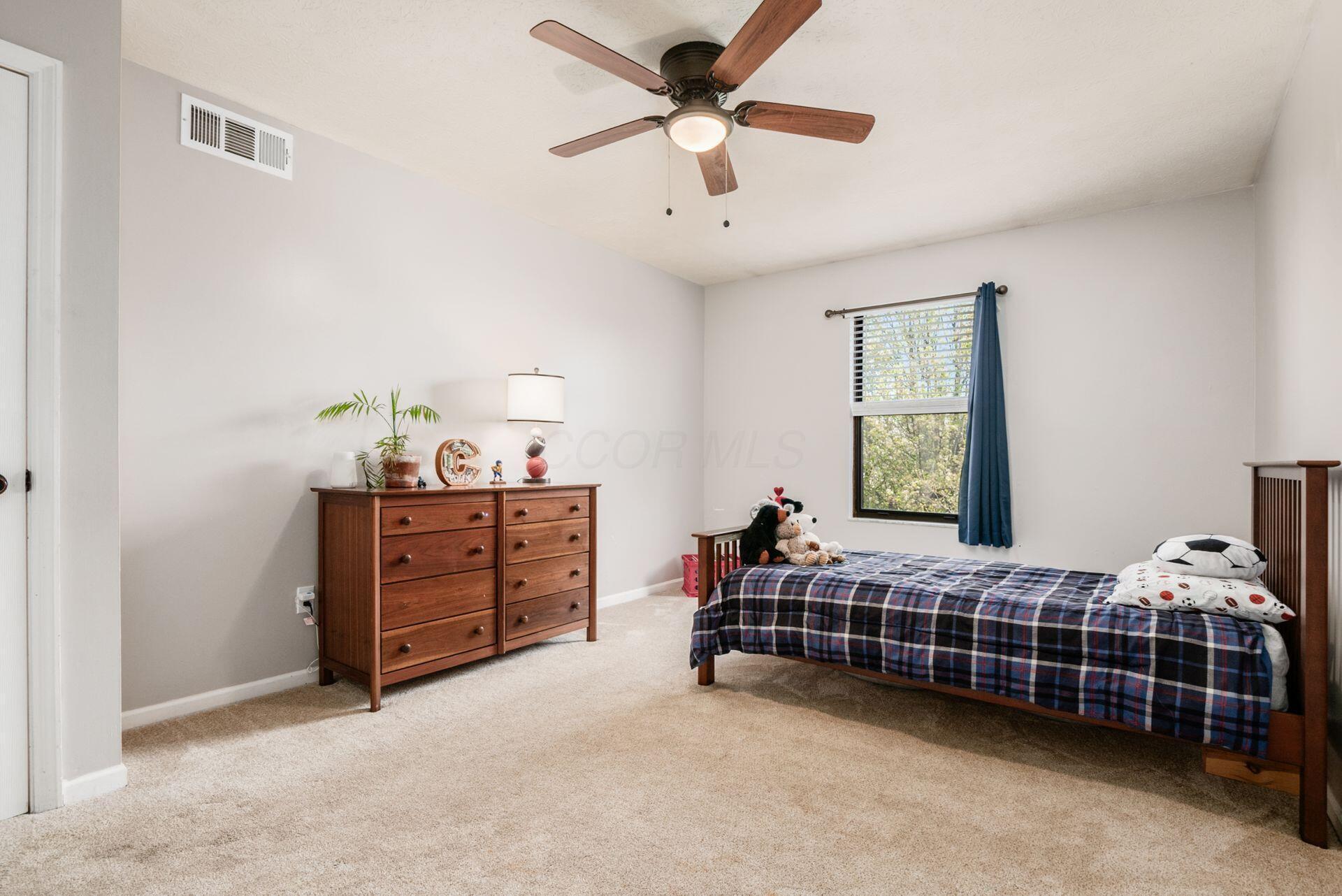 4834 Britton Farms Drive, Hilliard, Ohio image 36