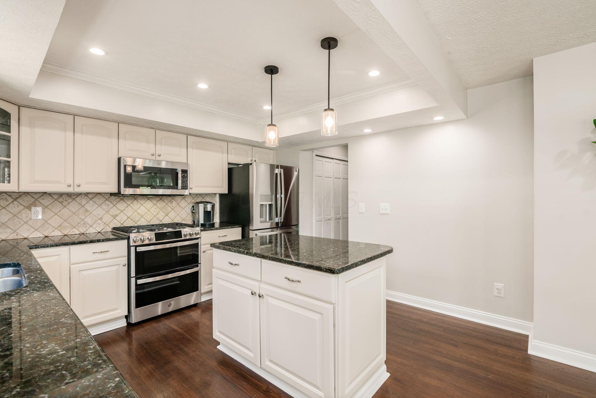 4834 Britton Farms Drive, Hilliard, Ohio image 21