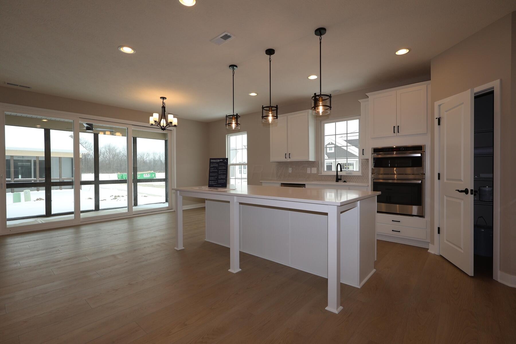 4547 Corsican Loop E