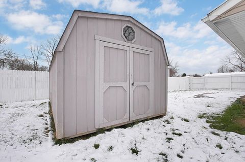 Tiny photo for 2701 Cassady Place, Columbus, OH 43219 (MLS # 225045093)