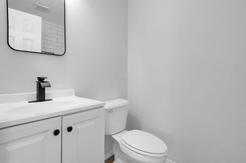 Tiny photo for 2701 Cassady Place, Columbus, OH 43219 (MLS # 225045093)