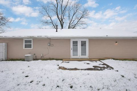 Tiny photo for 2701 Cassady Place, Columbus, OH 43219 (MLS # 225045093)