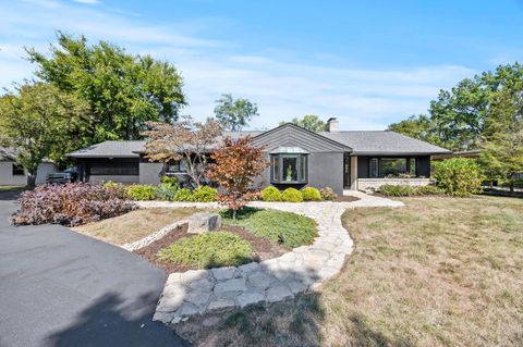 Photo of 718 Highland Drive, Columbus, OH 43214 (MLS # 225037818)