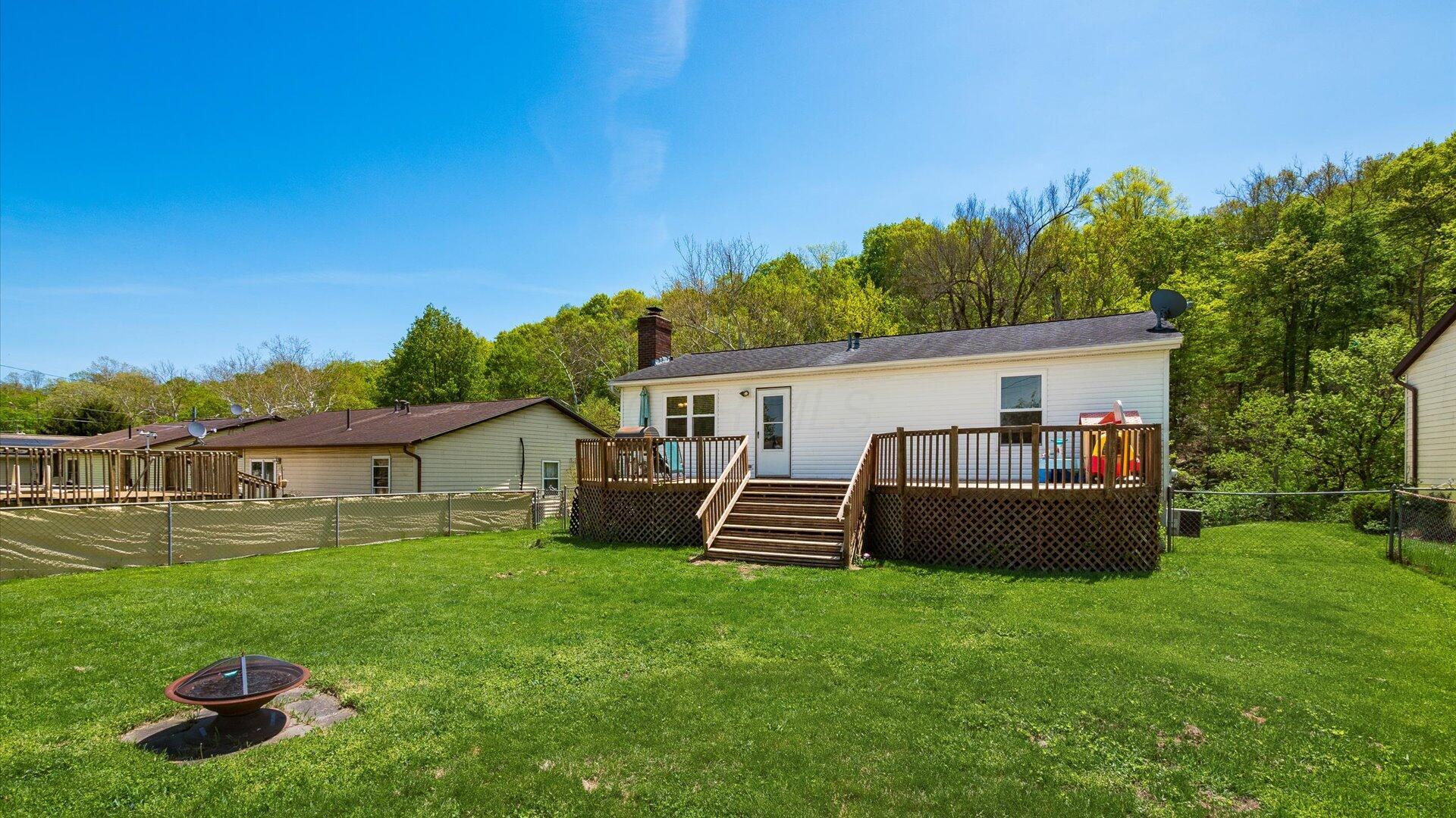 650 Licking View Drive, Heath, Ohio image 27