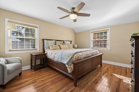 Tiny photo for 164 Charleston Avenue, Columbus, OH 43214 (MLS # 226040127)