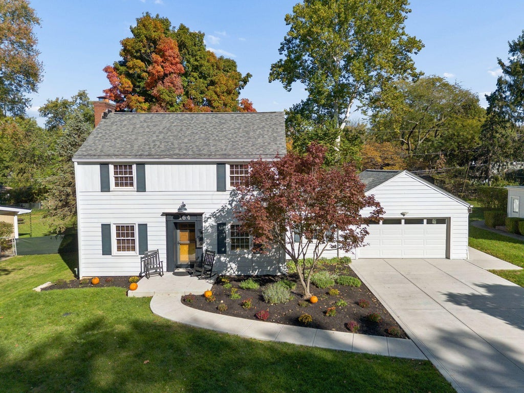 Photo of 164 Charleston Avenue, Columbus, OH 43214 (MLS # 226040127)
