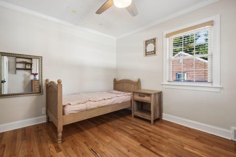 Tiny photo for 164 Charleston Avenue, Columbus, OH 43214 (MLS # 226040127)